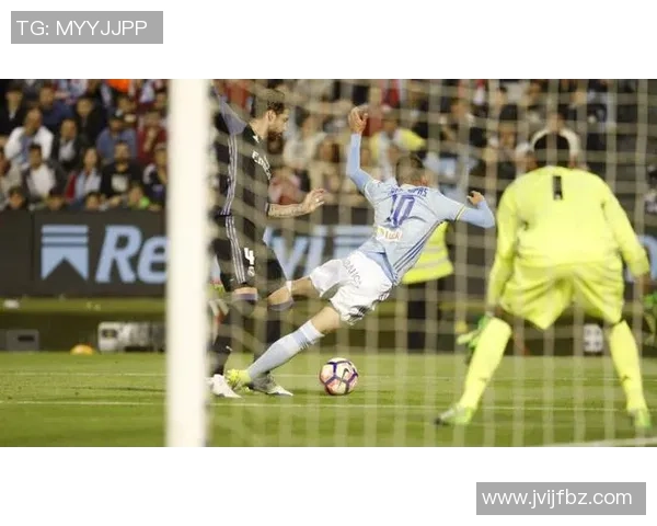 上海飞盘队意识争议引发热议球员与教练的沟通与理解之道