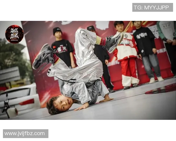 全国街舞大赛特别报道：西安滑板队如何成功转型为街舞团队的历程与挑战